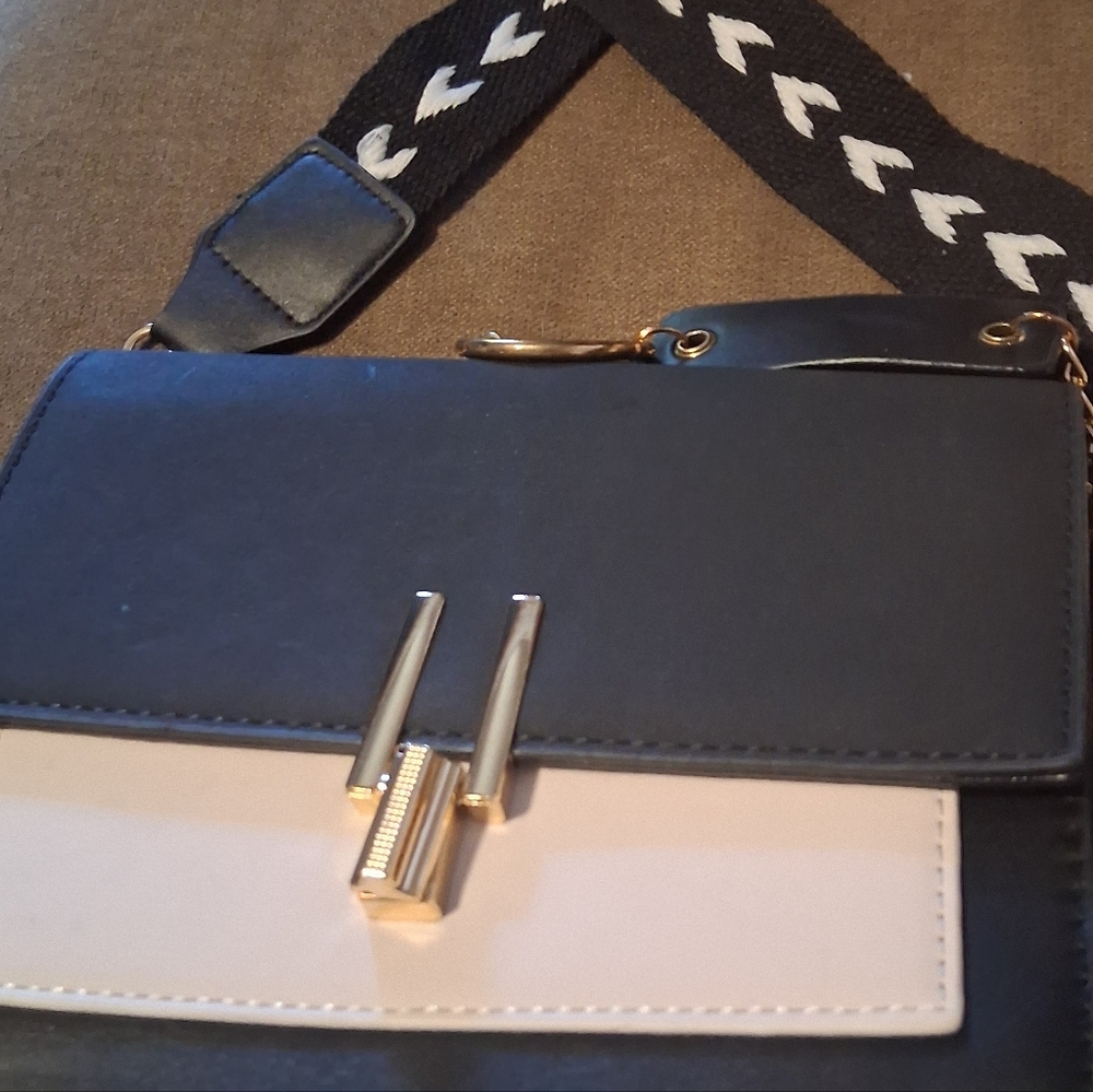 Elegant Black and Cream Crossbody Bag